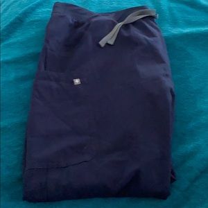 2XL FIGS scrub pants.